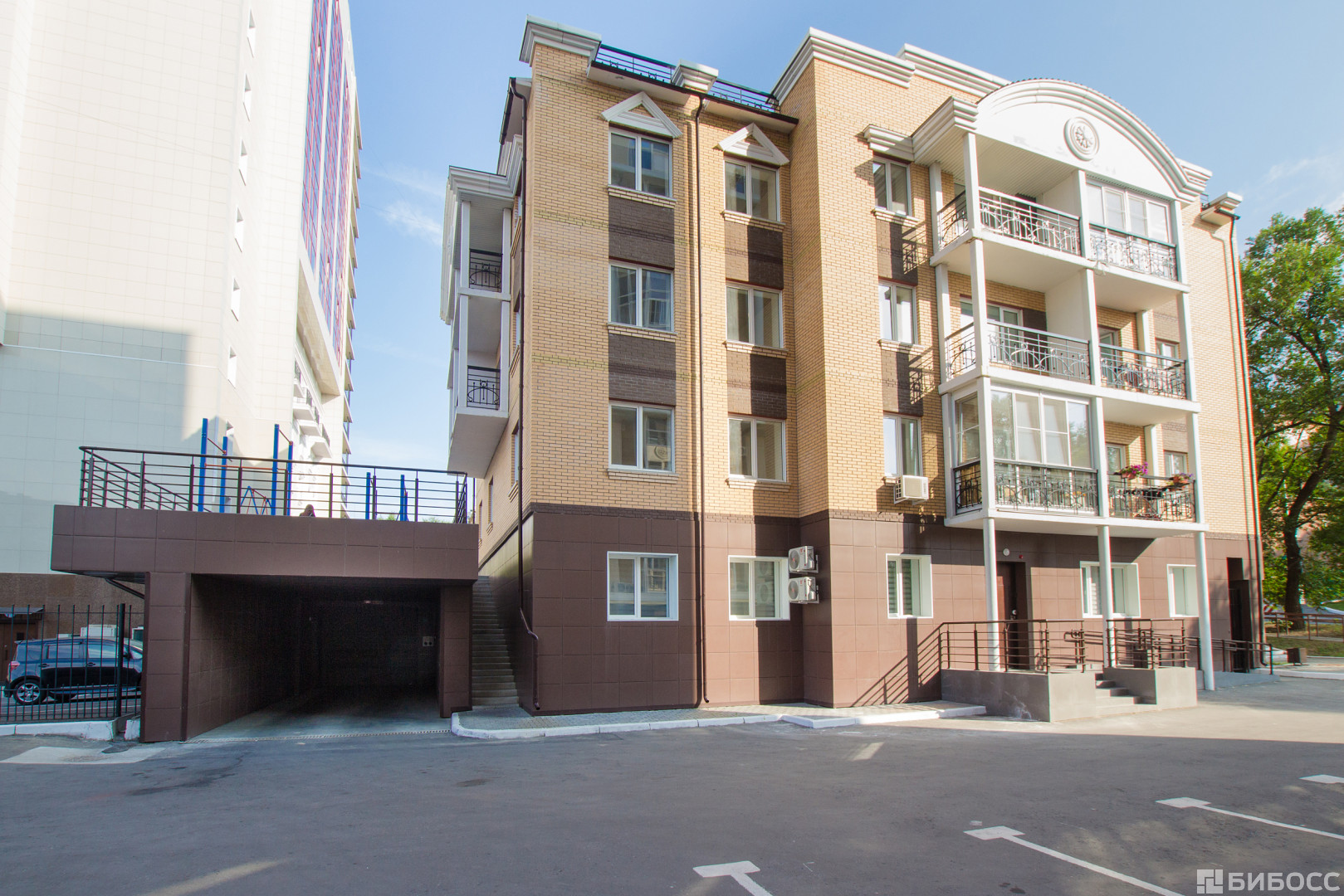 Продажа офиса, 194 м² Хабаровск улица Истомина 60 - объект №3087617 на  КОММЕРЧЕСКАЯ.RU