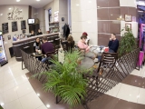 Кофейня Cafe Crema,
1 этаж, центральный холл