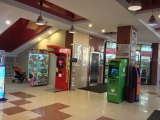 Первый этаж: супермаркет "SPAR", банкоматы.